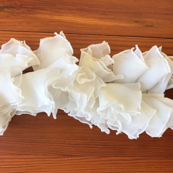 DESIGNER CHIFFON RUFFLE SCARF - Picture 5 of 5